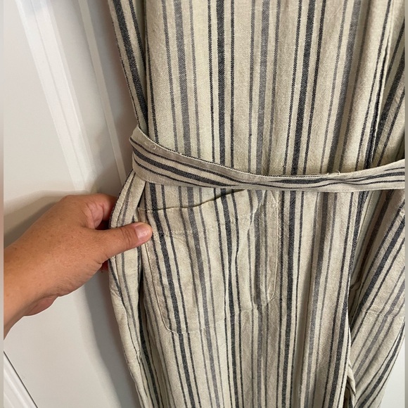 NWT Sonoma Linen Blend Jumpsuit- Light Tan with Gray/Blue Vertical Stripes, Sz L - Picture 10 of 13